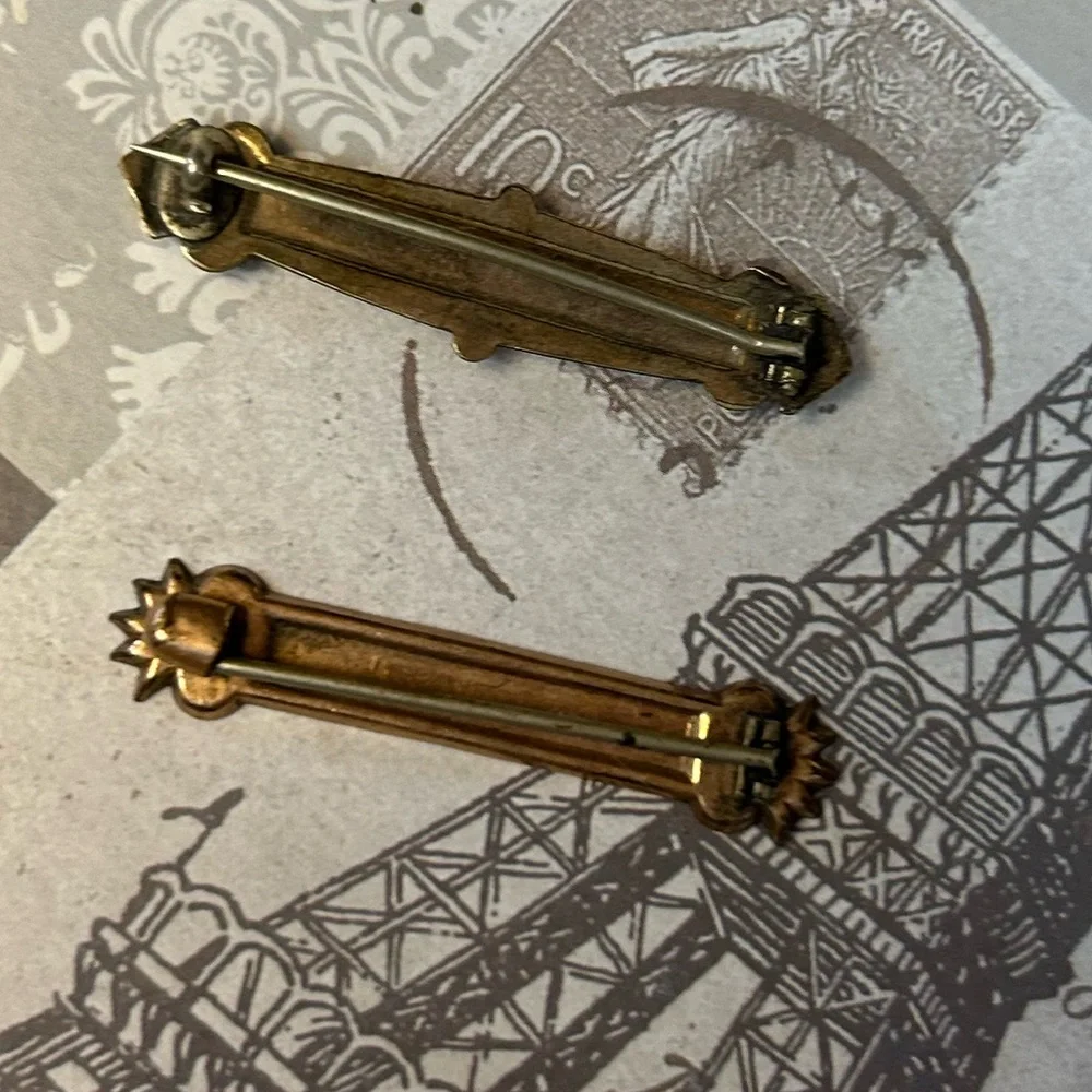 2 Victorian BAR PINS gold filled with machine etching